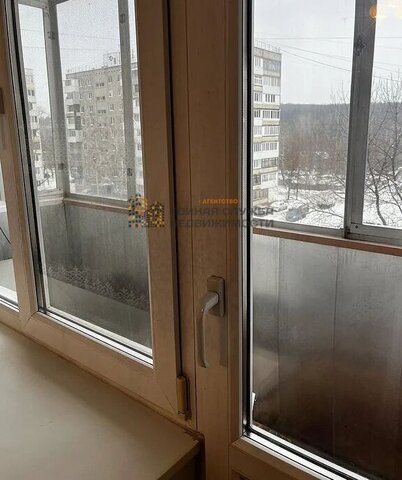 квартира ул Адмирала Ушакова 64/1 фото