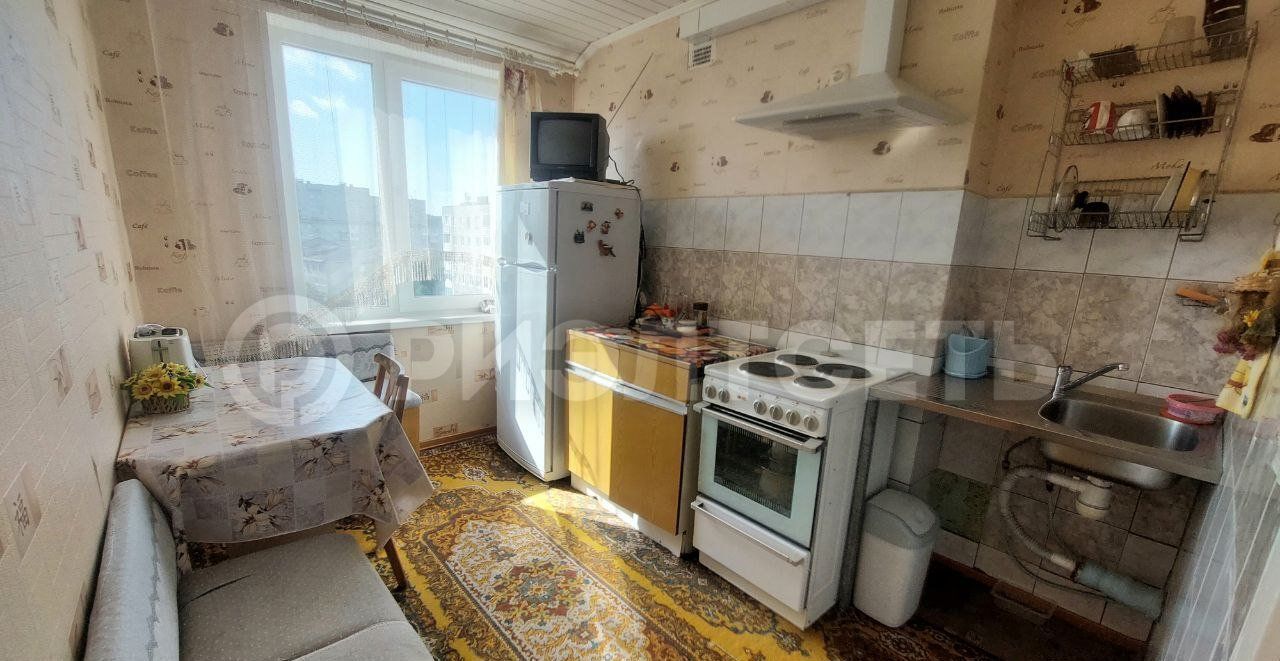 квартира г Мурманск р-н Ленинский ул Свердлова 42к/2 фото 4