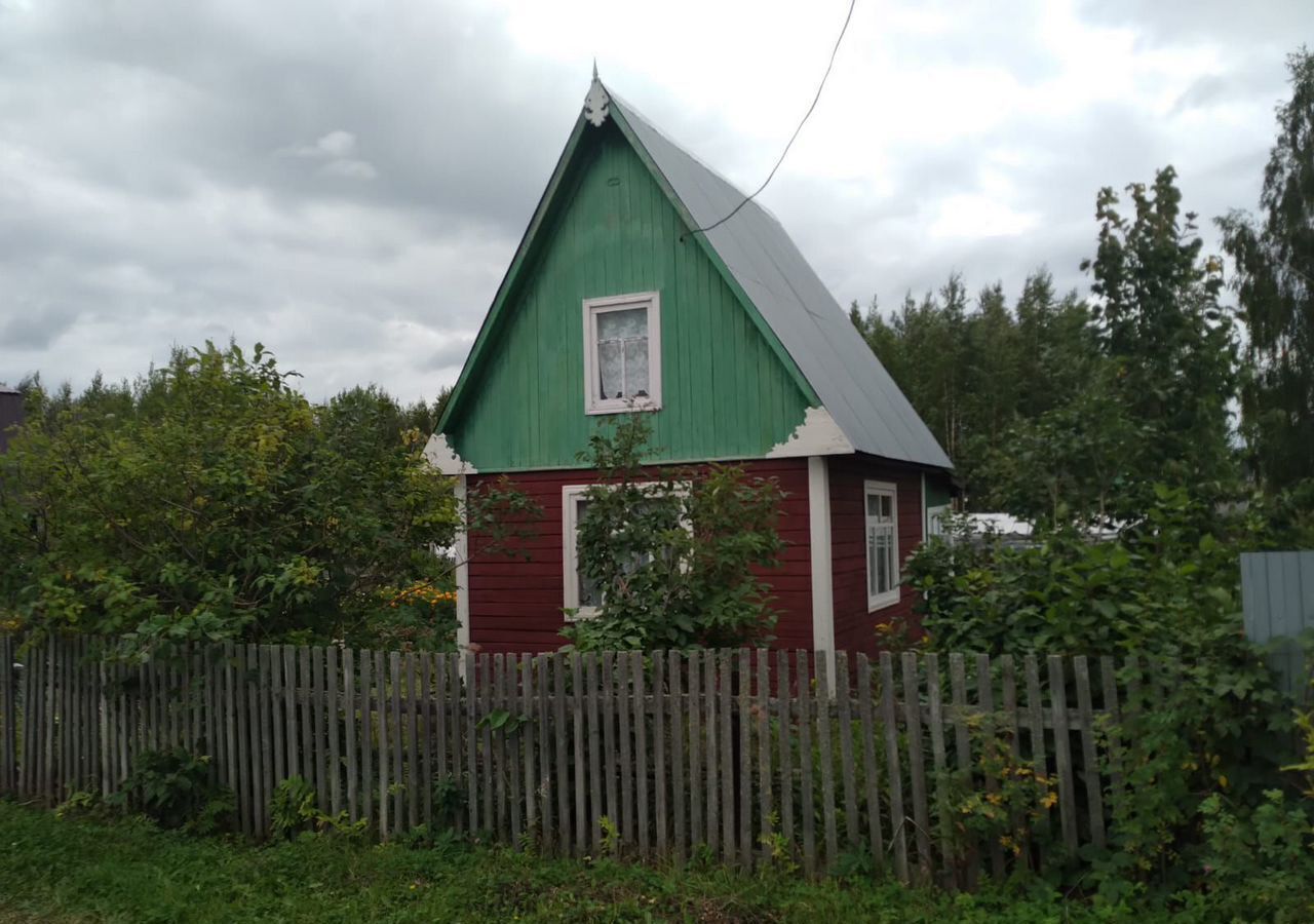 дом г Стрежевой ул Солнечная фото 1