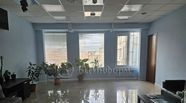 свободного назначения метро Московские Ворота дом 111 фото