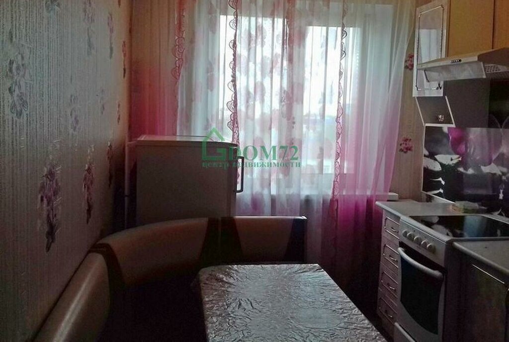 квартира г Тобольск р-н мкр 6 17А фото 8