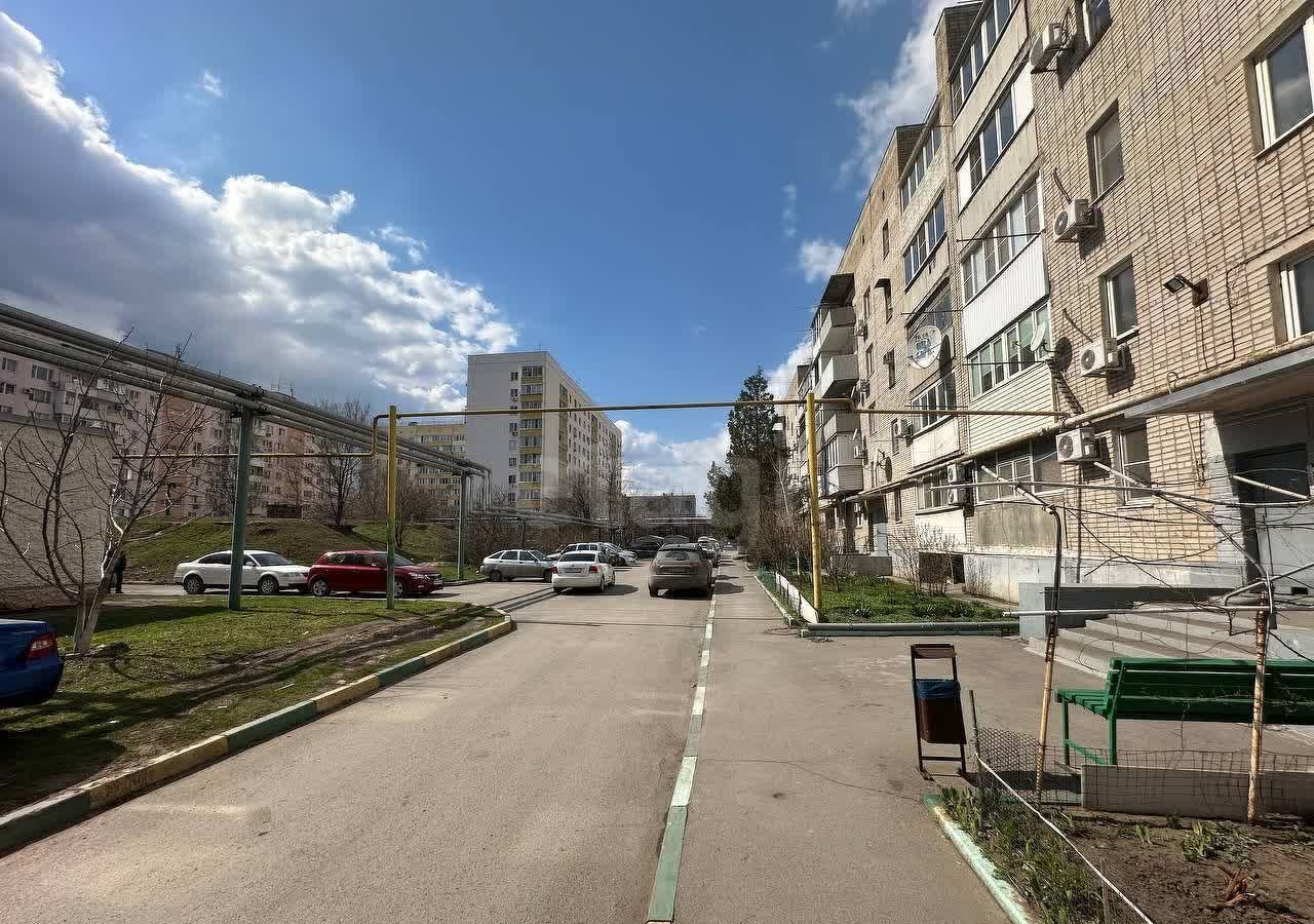квартира г Батайск ул Октябрьская 120а фото 2