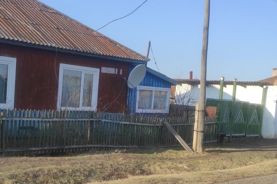 дом р-н Боградский с Знаменка ул Дзержинского 8 фото 1