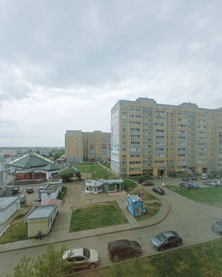 квартира г Набережные Челны р-н Комсомольский 32-й комплекс 1 фото 9