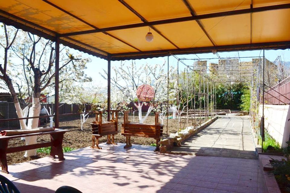 дом г Алушта с Нижняя Кутузовка пер Дружбы 7 фото 5