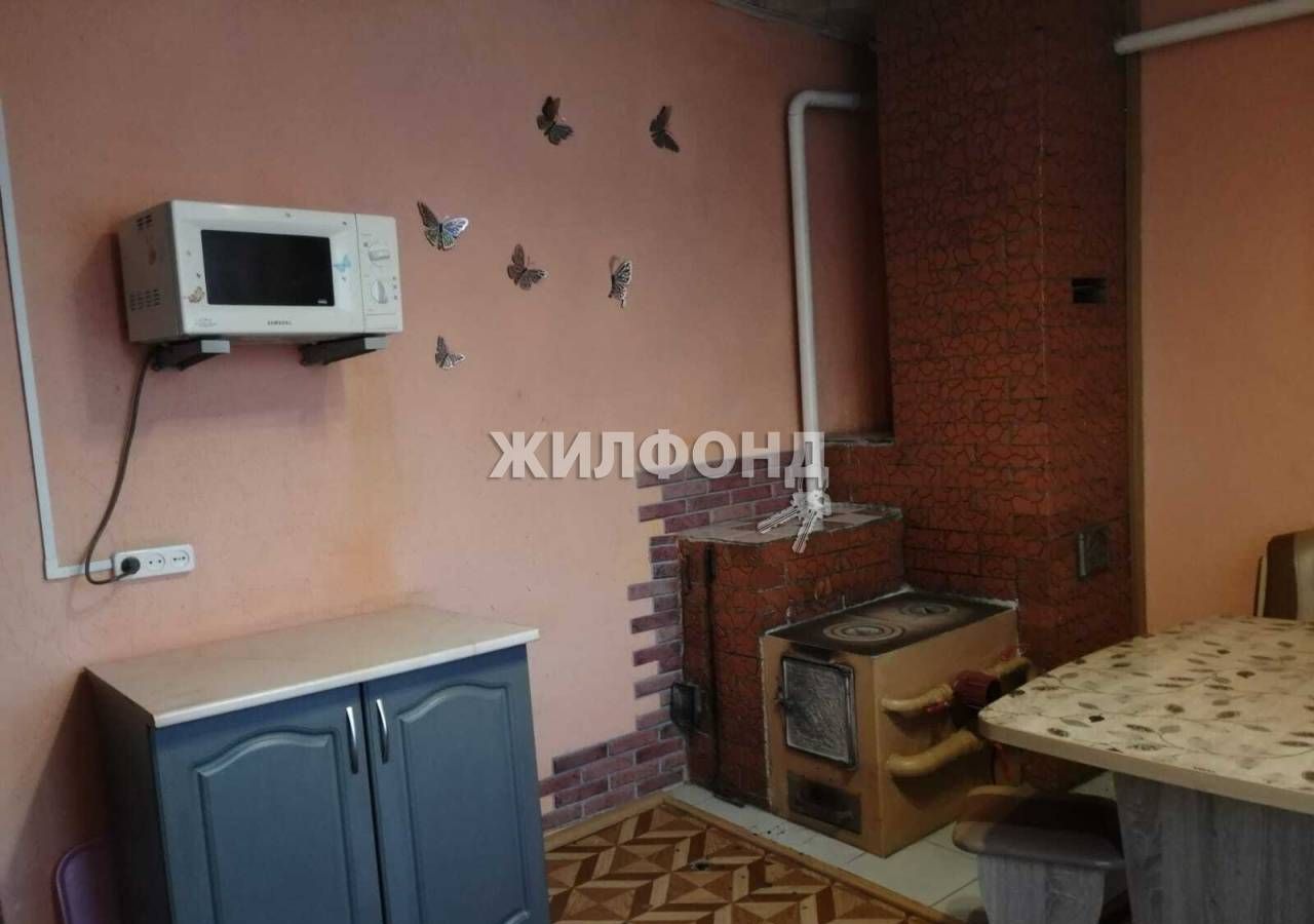 Продам дом на улице Ветеранов ВОВ 24г в селе Волчихе в районе Волчихинском  66.0 м² на участке 8.0 сот этажей 1 1656000 руб база Олан ру объявление  81656128