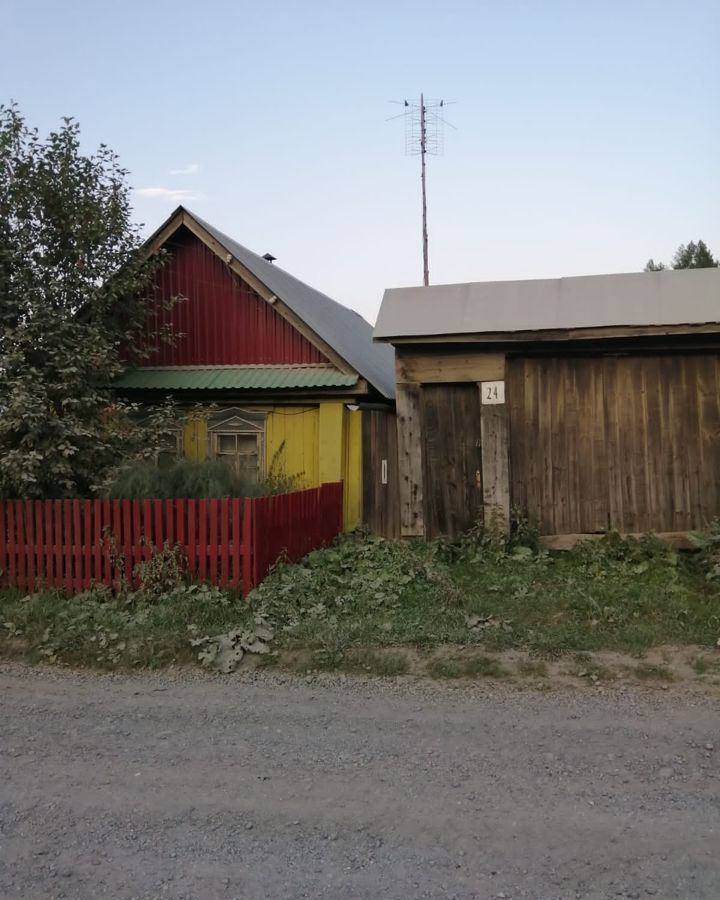 дом р-н Саткинский г Сатка Центральная ул., 24, пос. Магнитский фото 1