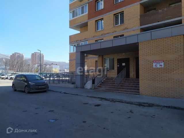 квартира г Владивосток р-н Первореченский ул Адмирала Горшкова 55 фото 2