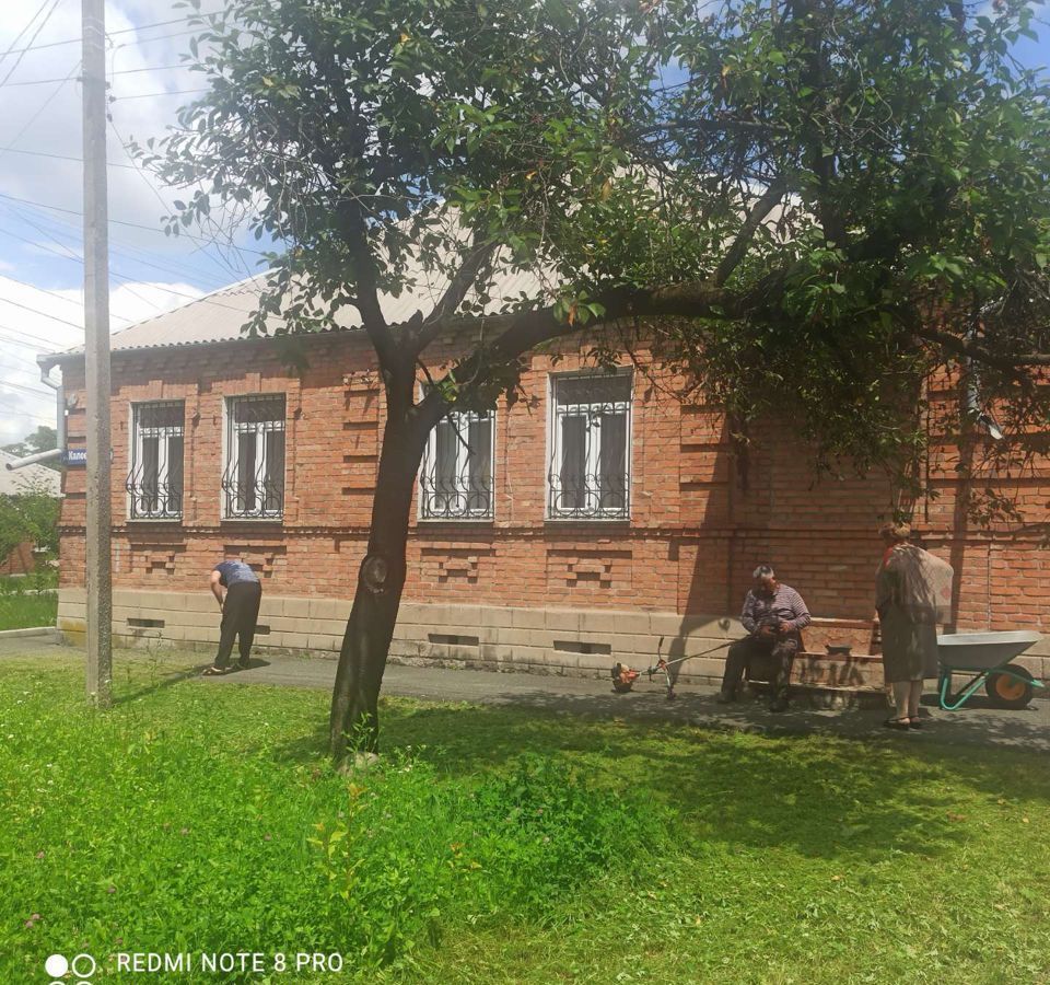 Продам дом на улице Калоева 160 в Затеречном районе в городе Владикавказе  Республика Северная Осетия — Владикавказ 70.0 м² на участке 2.0 сот этажей  1 3850000 руб база Олан ру объявление 95371438