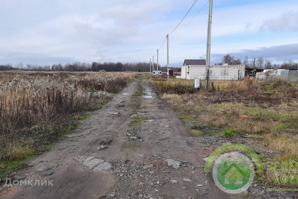 земля р-н Гвардейский п Комсомольск ул Центральная фото 1