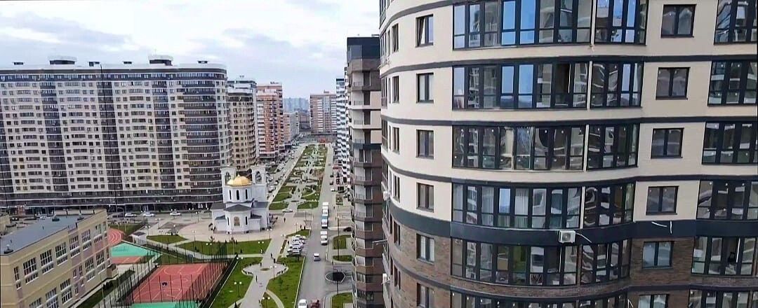 квартира г Краснодар р-н Прикубанский ул им. Адмирала Крузенштерна 5 фото 2