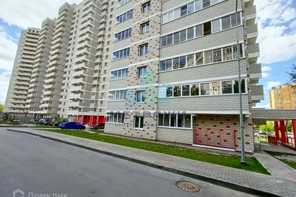 квартира г Калуга б-р Солнечный 18 городской округ Калуга фото 1