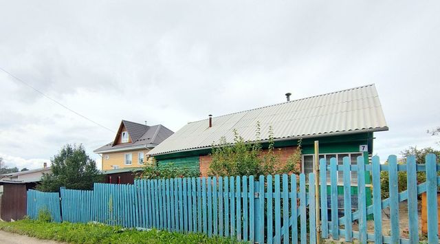 Уриковское муниципальное образование, ул. Вишневая, 7 фото