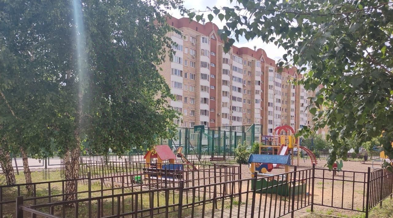 квартира г Магнитогорск р-н Орджоникидзевский ул Труда 61 фото 2