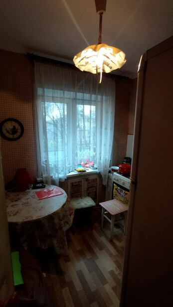 квартира г Курск р-н Центральный ул Школьная 5/10 фото 3