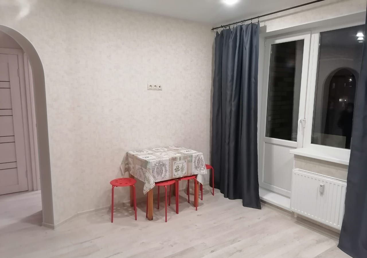 квартира г Санкт-Петербург п Парголово ул Шишкина 303к/1 метро Парнас фото 3